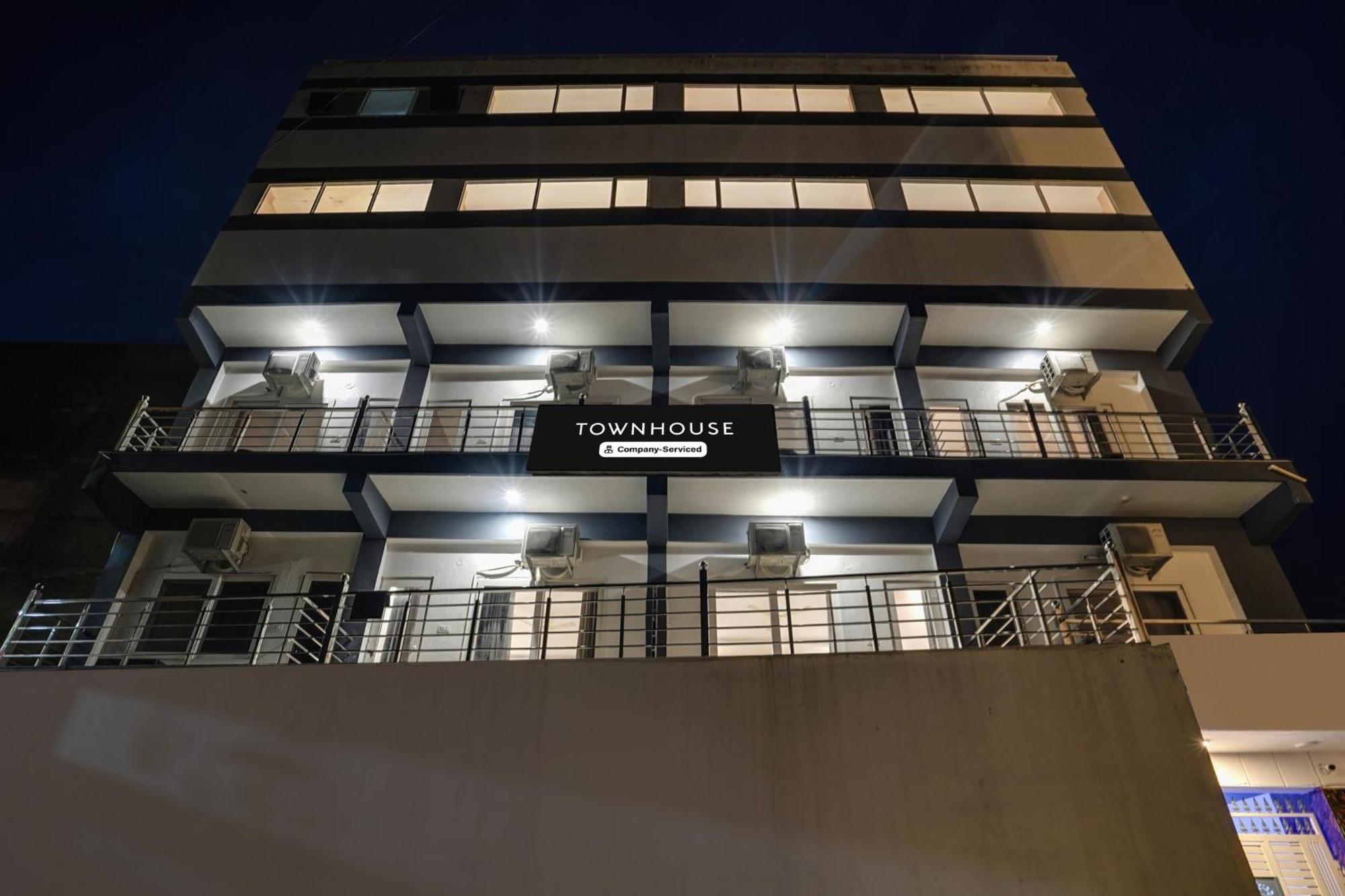 Super Townhouse Tapovan Zewnętrze zdjęcie