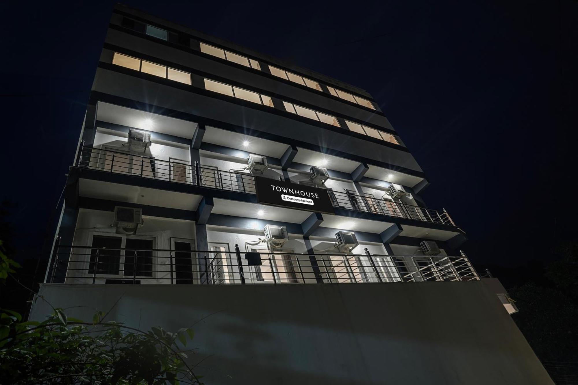 Super Townhouse Tapovan Zewnętrze zdjęcie